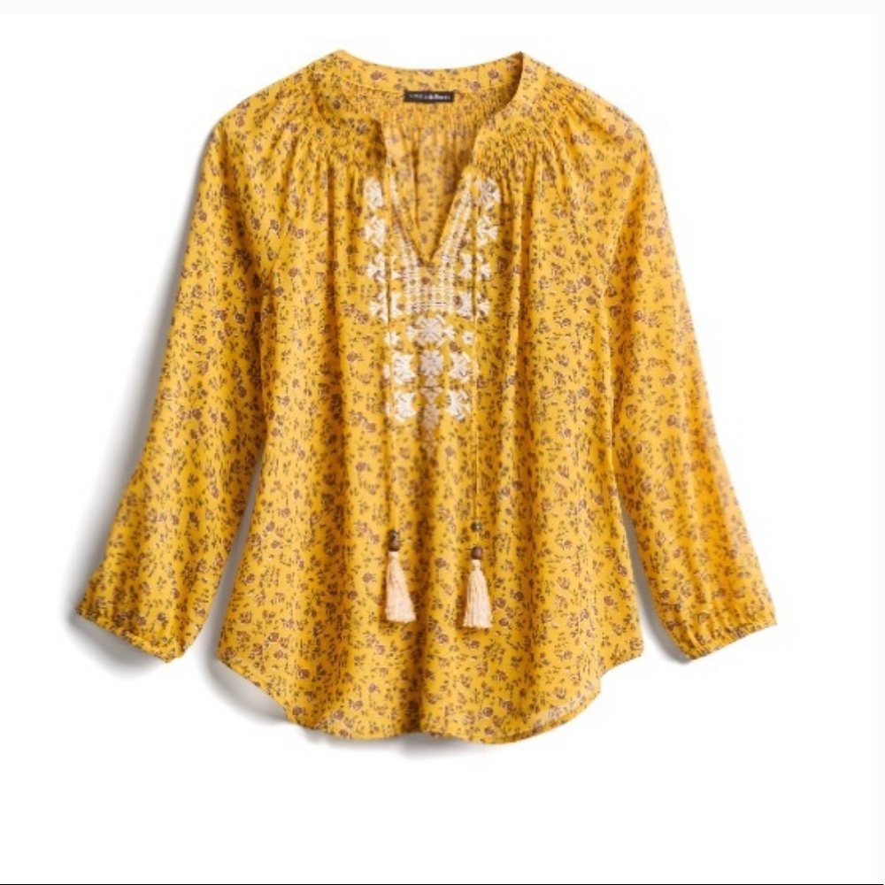 NWT! Stitch Fix Embroidered Top